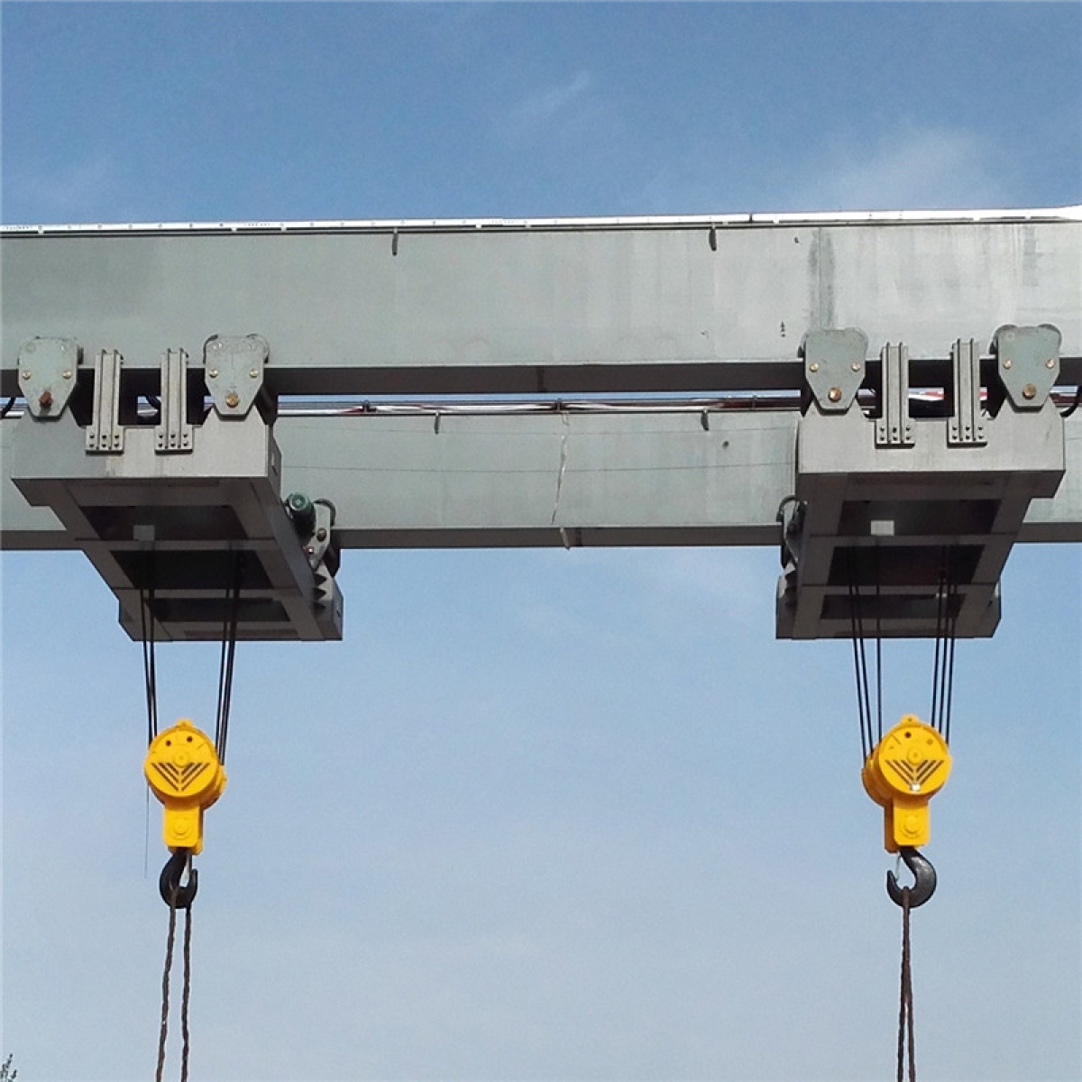 Port 25 Ton Rtg Rubber Tyre Container Lifting Gantry Crane