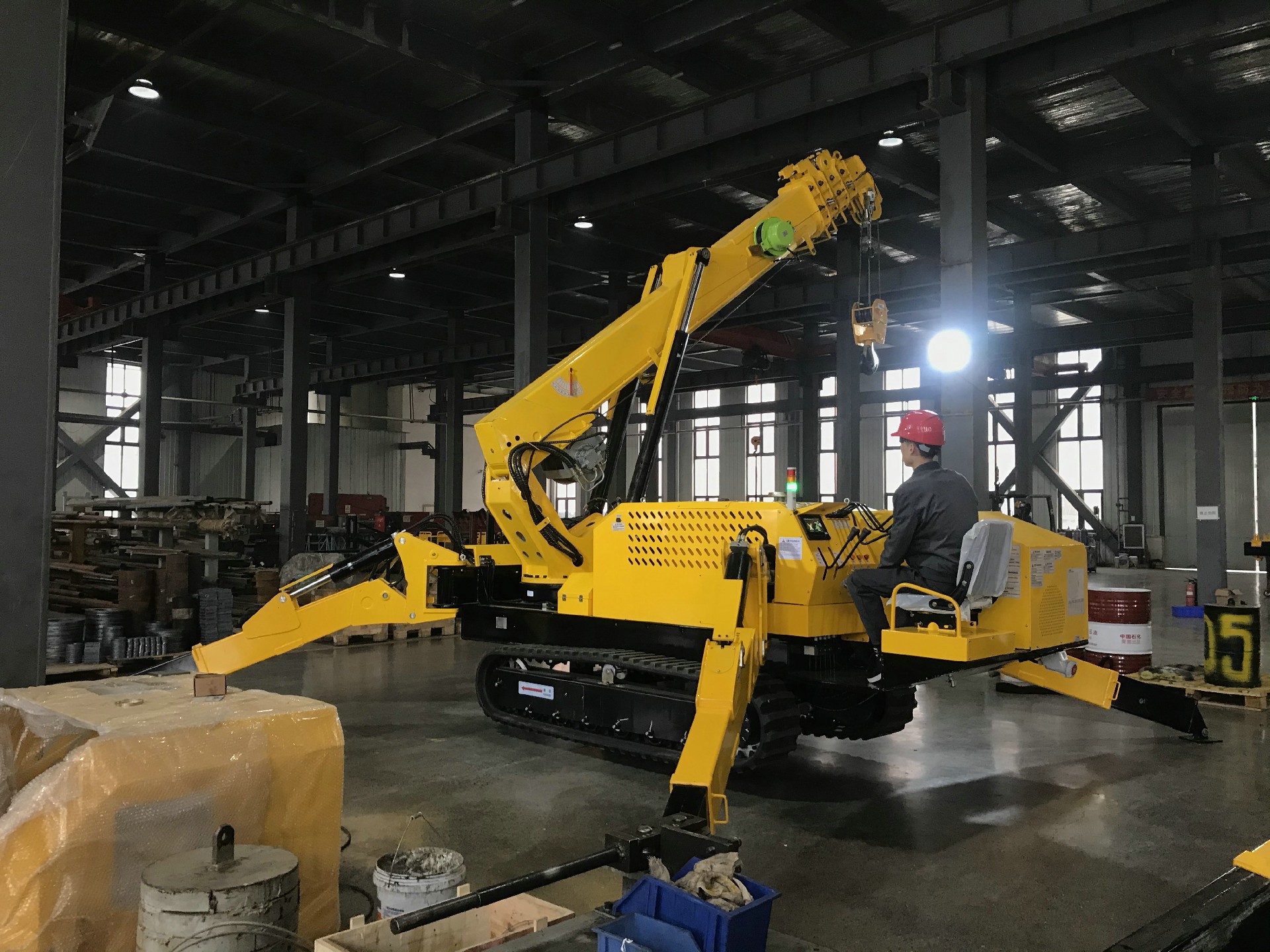 China Nucrane Official Manufacturer 3 Ton Mini Spider Crawler Crane with Ce and ISO Certificate