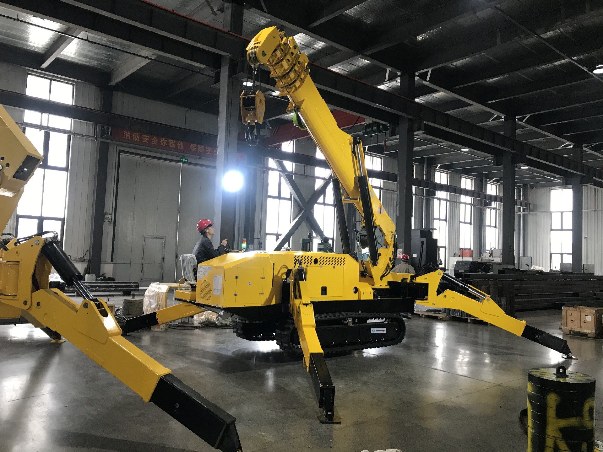 China Nucrane Official Manufacturer 3 Ton Mini Spider Crawler Crane with Ce and ISO Certificate